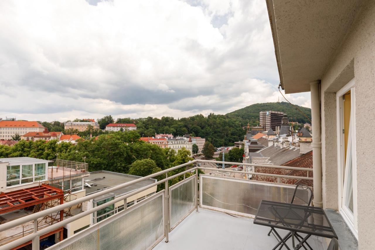 Apartments Tgm 11 Karlovy Vary Luaran gambar