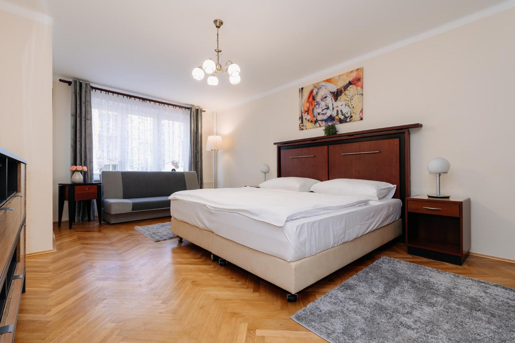 Apartments Tgm 11 Karlovy Vary Luaran gambar