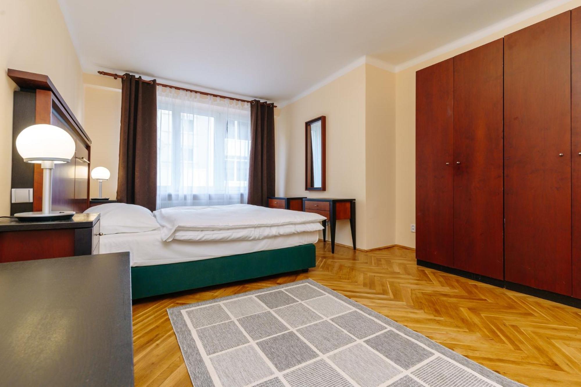 Apartments Tgm 11 Karlovy Vary Bilik gambar